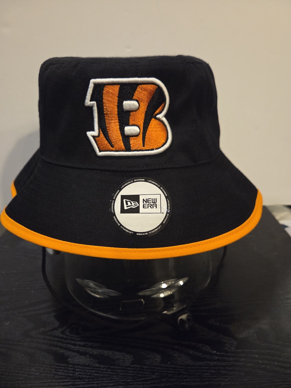 New Era  Black & Orange Cincinnati Bengals Bucket Hat